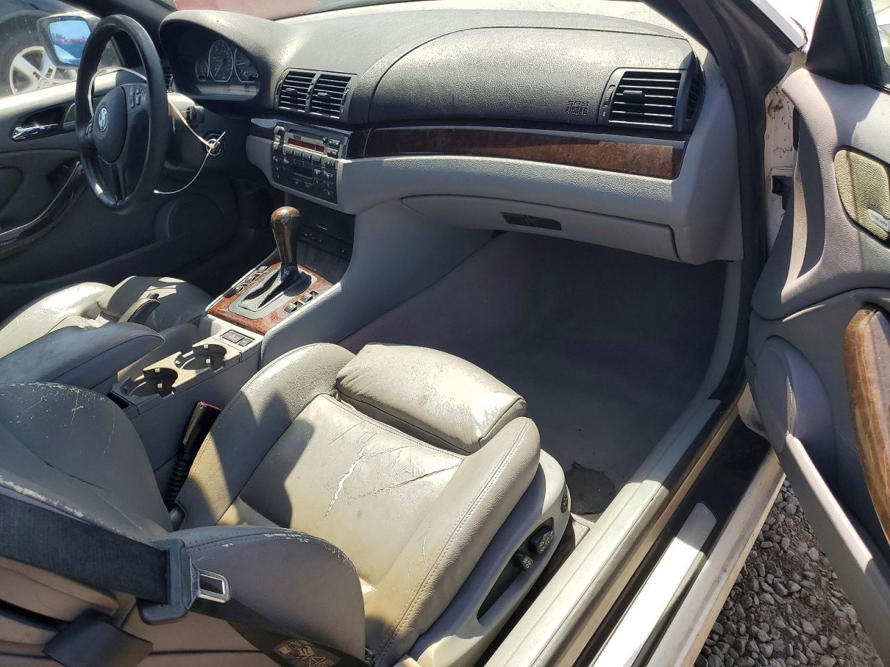 2004 BMW 3 series VIN WBABW53404PL46742 photo 8