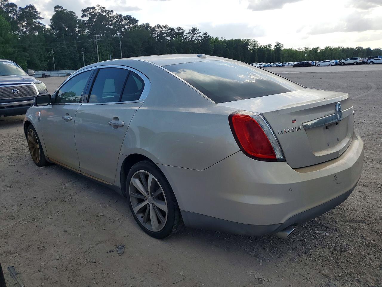 2009 LINCOLN Mks VIN 1LNHM94R29G623172 photo 2