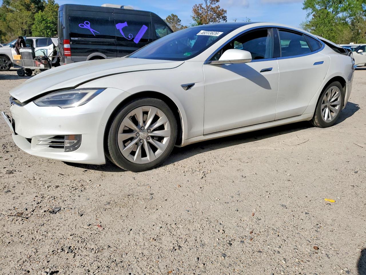 2019 Tesla Model s VIN 5YJSA1E27KF302959 photo 1