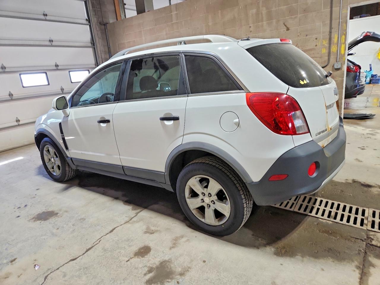 2013 Chevrolet Captiva VIN 3GNAL2EK6DS553453 photo 2