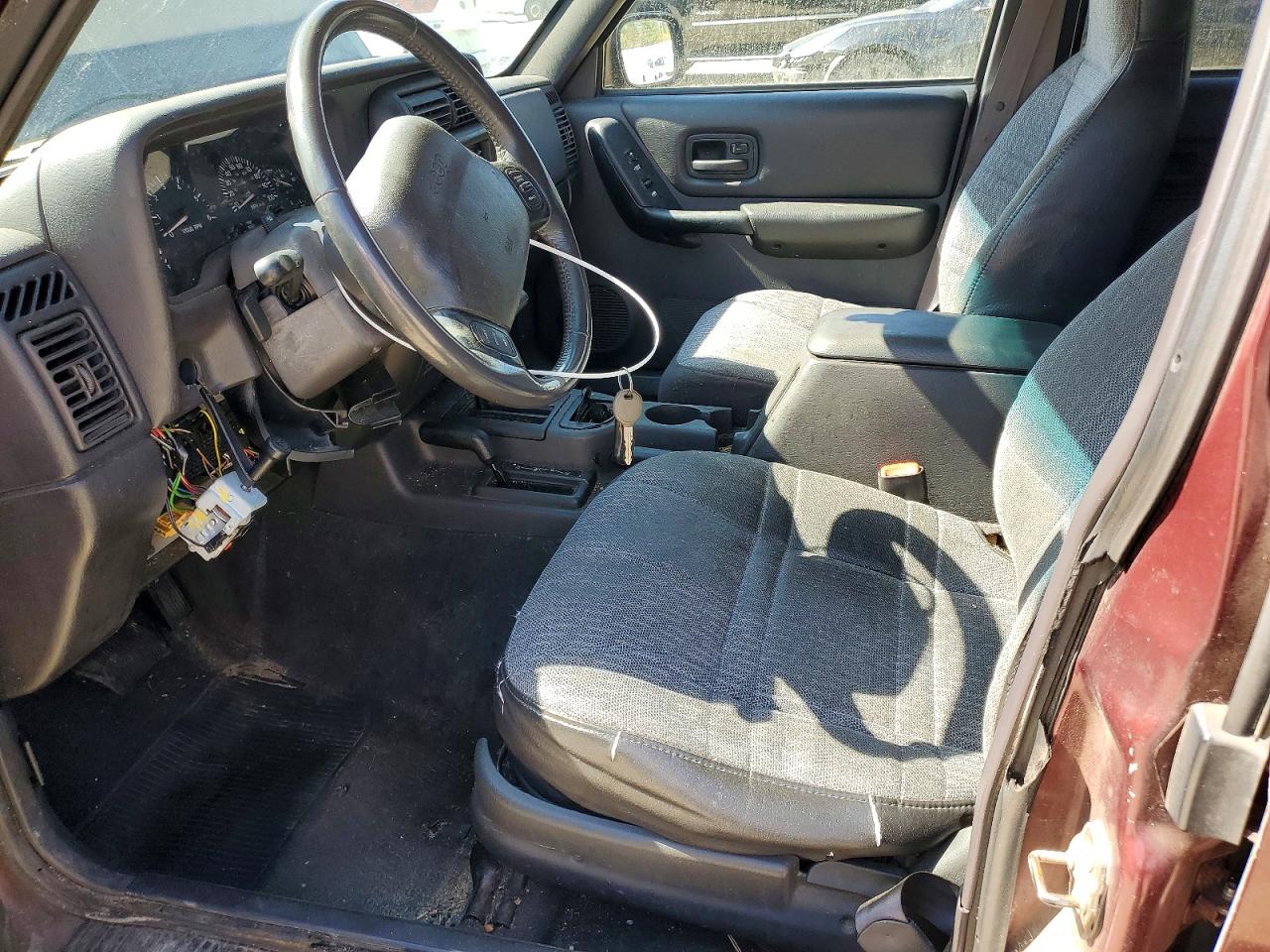 2001 Jeep Cherokee s VIN 1J4FF48S61L506447 photo 7