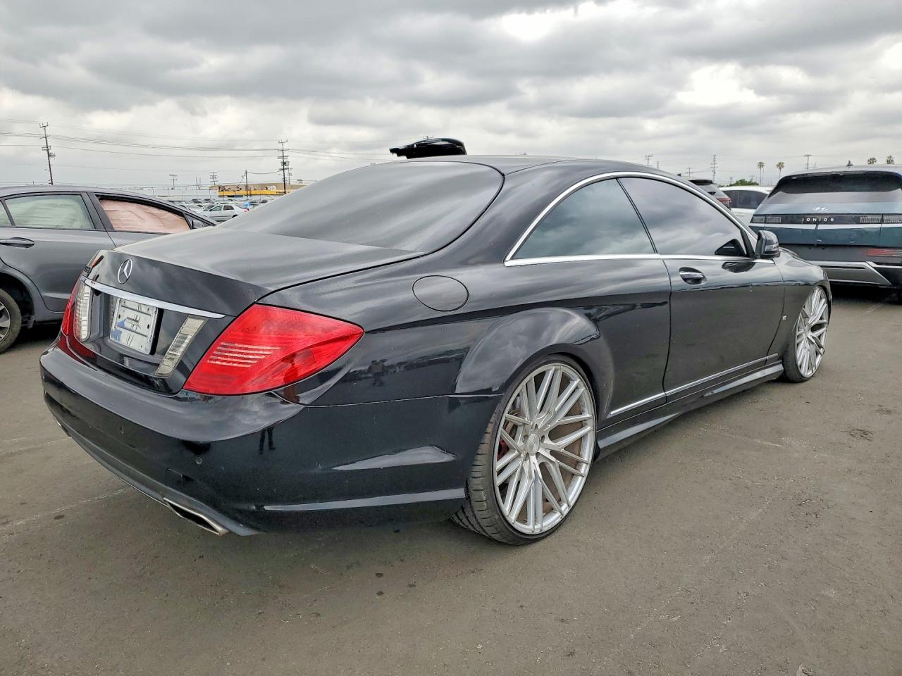2011 Mercedes-Benz Cl-class VIN WDDEJ9EB6BA027143 photo 3