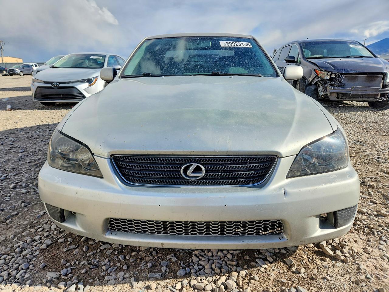 2001 LEXUS Is VIN JTHBD182010011119 photo 5