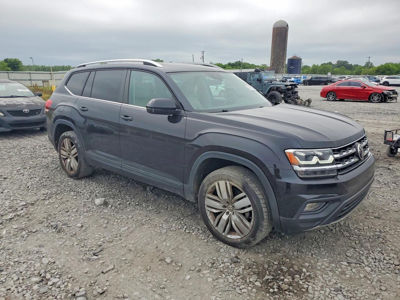 2019 Volkswagen Atlas VIN 1V2UR2CA0KC588666 photo 4