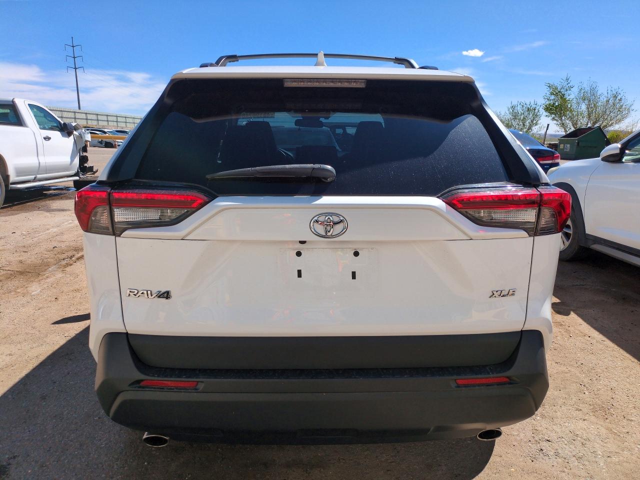 2020 Toyota Rav4 VIN 2T3C1RFV1LW068468 photo 6