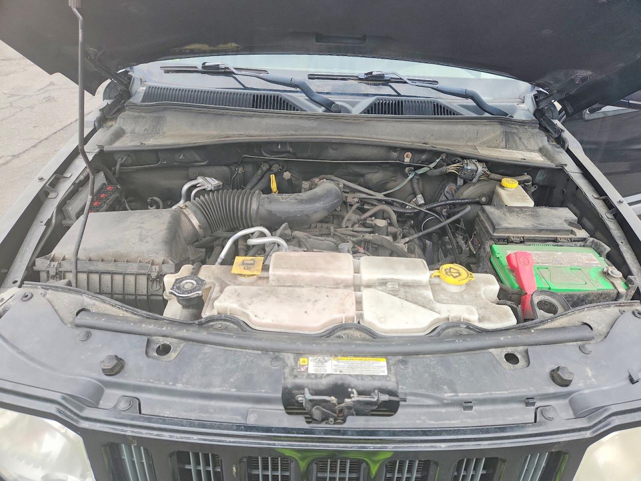 2012 Jeep Liberty VIN 1C4PJMAK7CW144097 photo 12