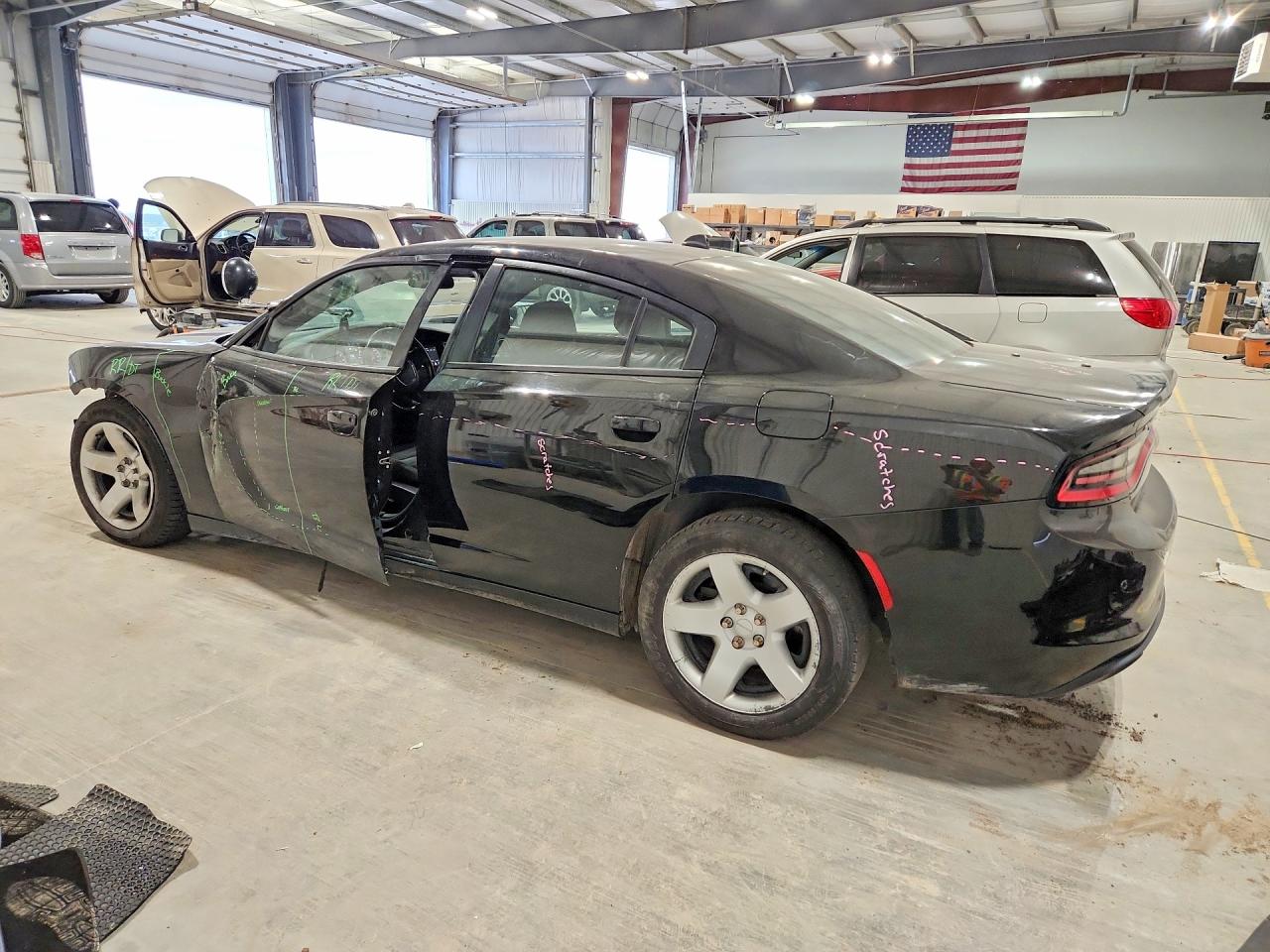 2019 Dodge Charger VIN 2C3CDXATXKH644997 photo 2