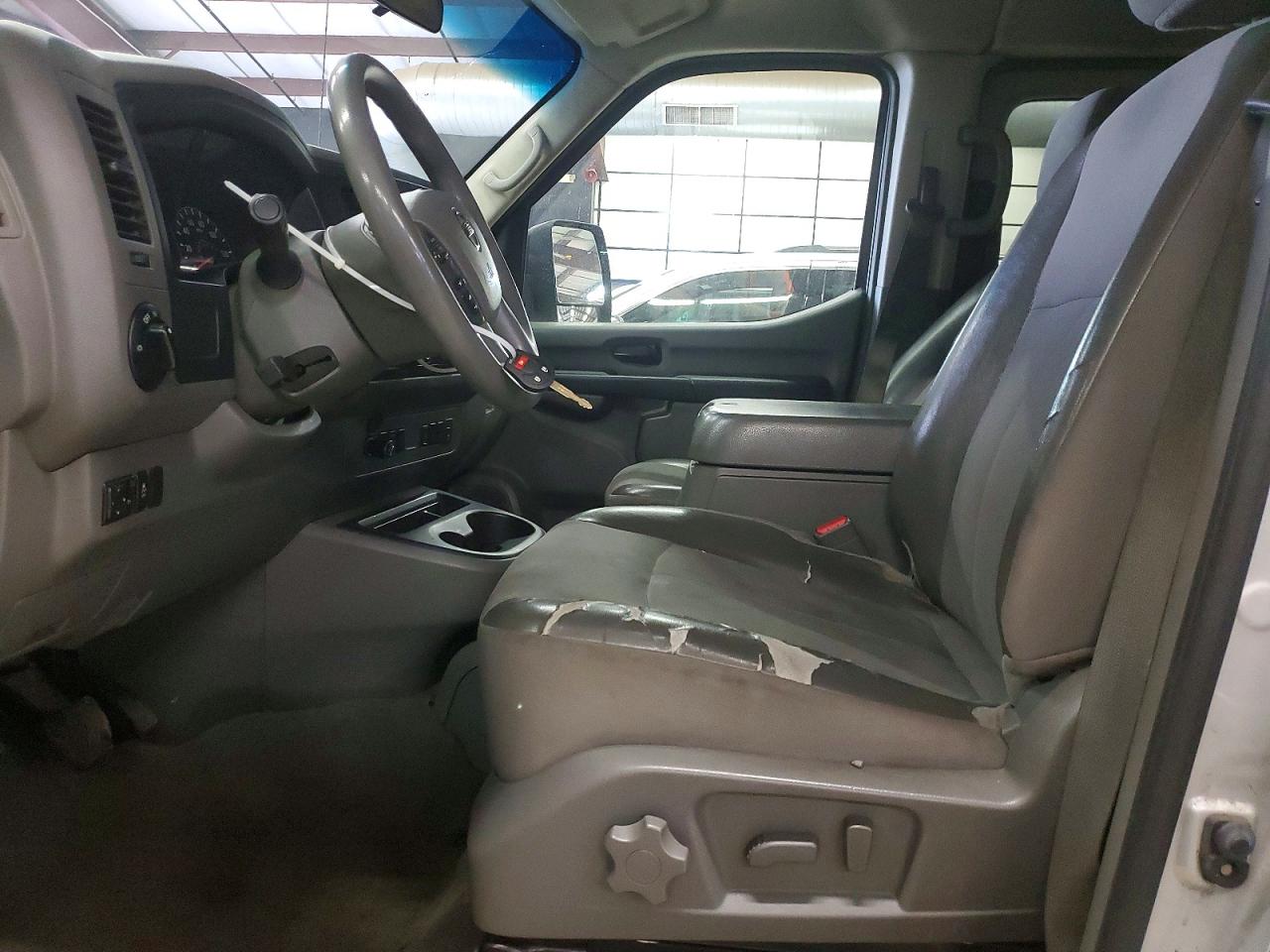2020 Nissan Nv VIN 5BZBF0AA5LN850972 photo 7