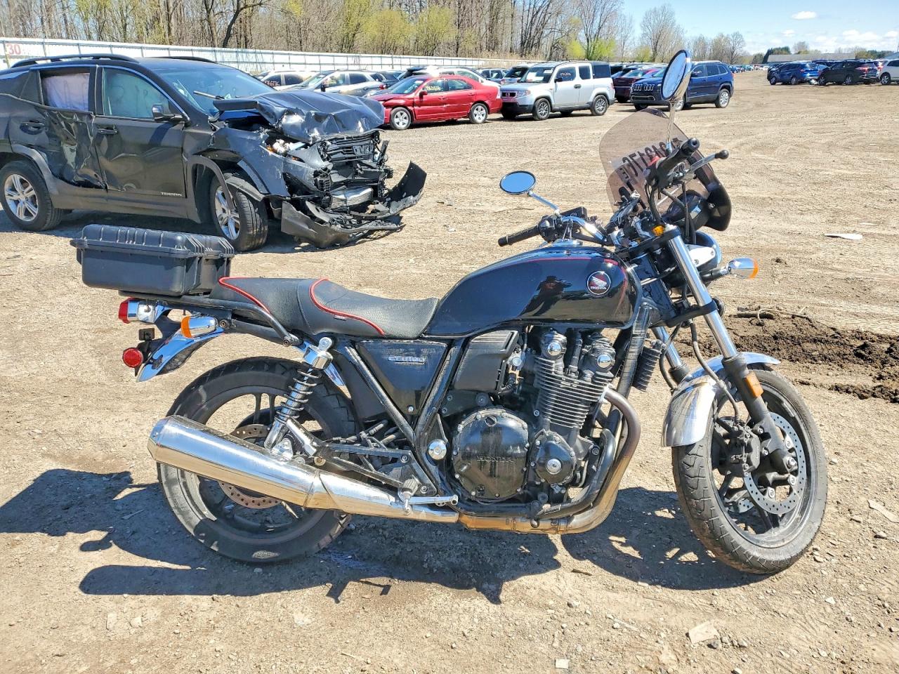 2014 Honda Cb cycle VIN JH2SC6514EK101629 photo 1