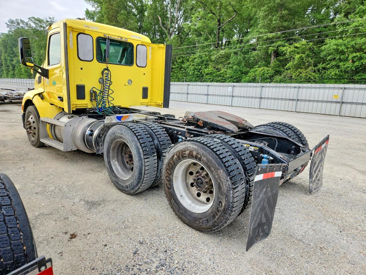 2017 PETERBILT All other VIN 1XPBDP9X2HD410517 photo 3