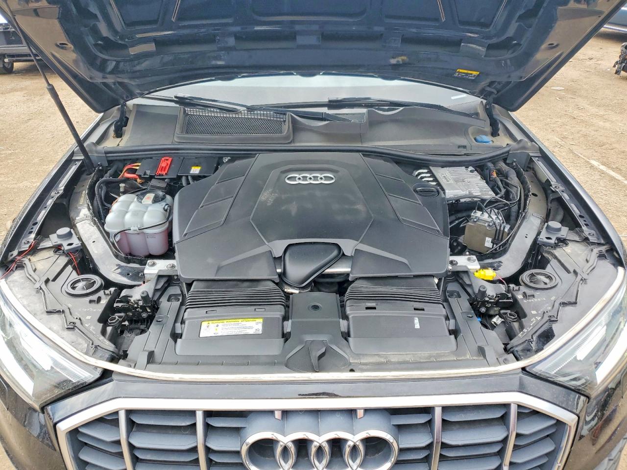 2020 Audi Q7 VIN WA1LXAF75LD002756 photo 11