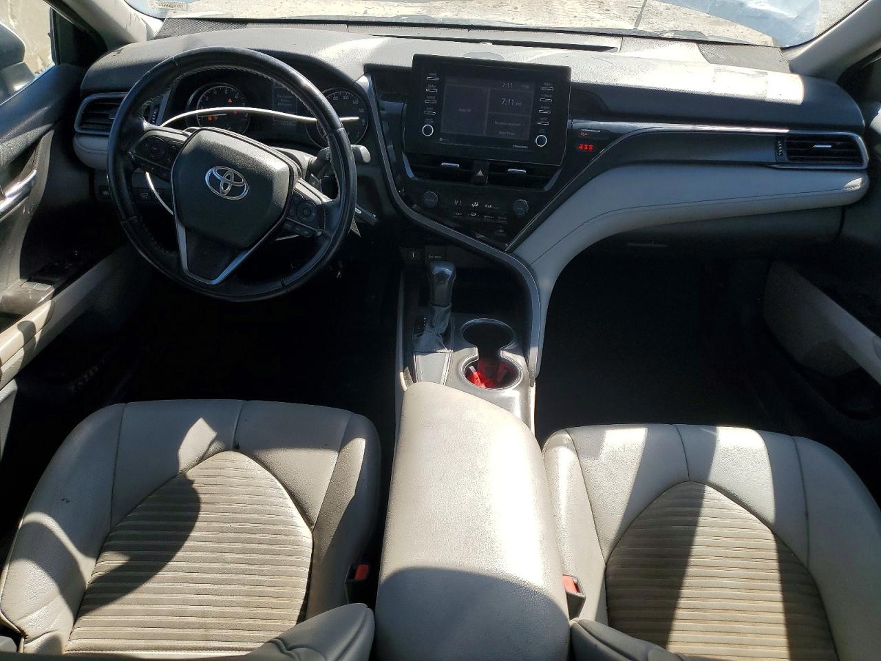 2021 TOYOTA Camry VIN 4T1G11AK8MU541762 photo 8