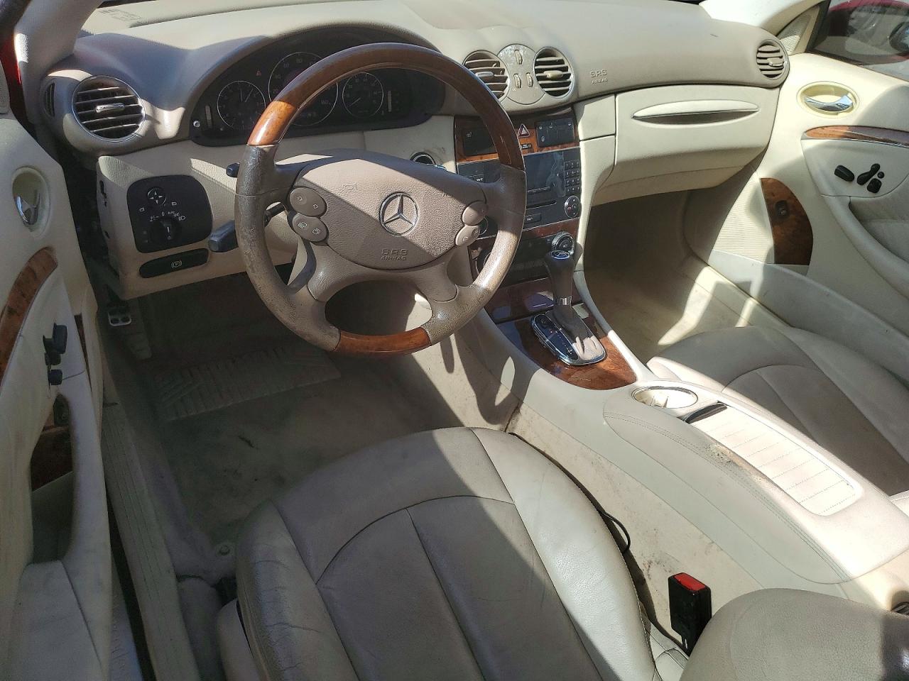 2009 Mercedes-Benz Clk-class VIN WDBTJ56H99F264993 photo 8