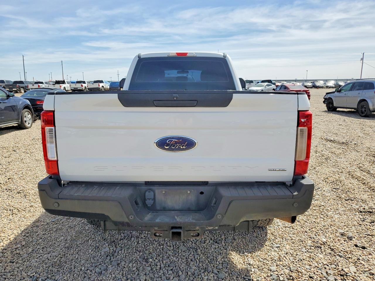 2019 Ford F250 VIN 1FT7X2B61KEC09759 photo 6