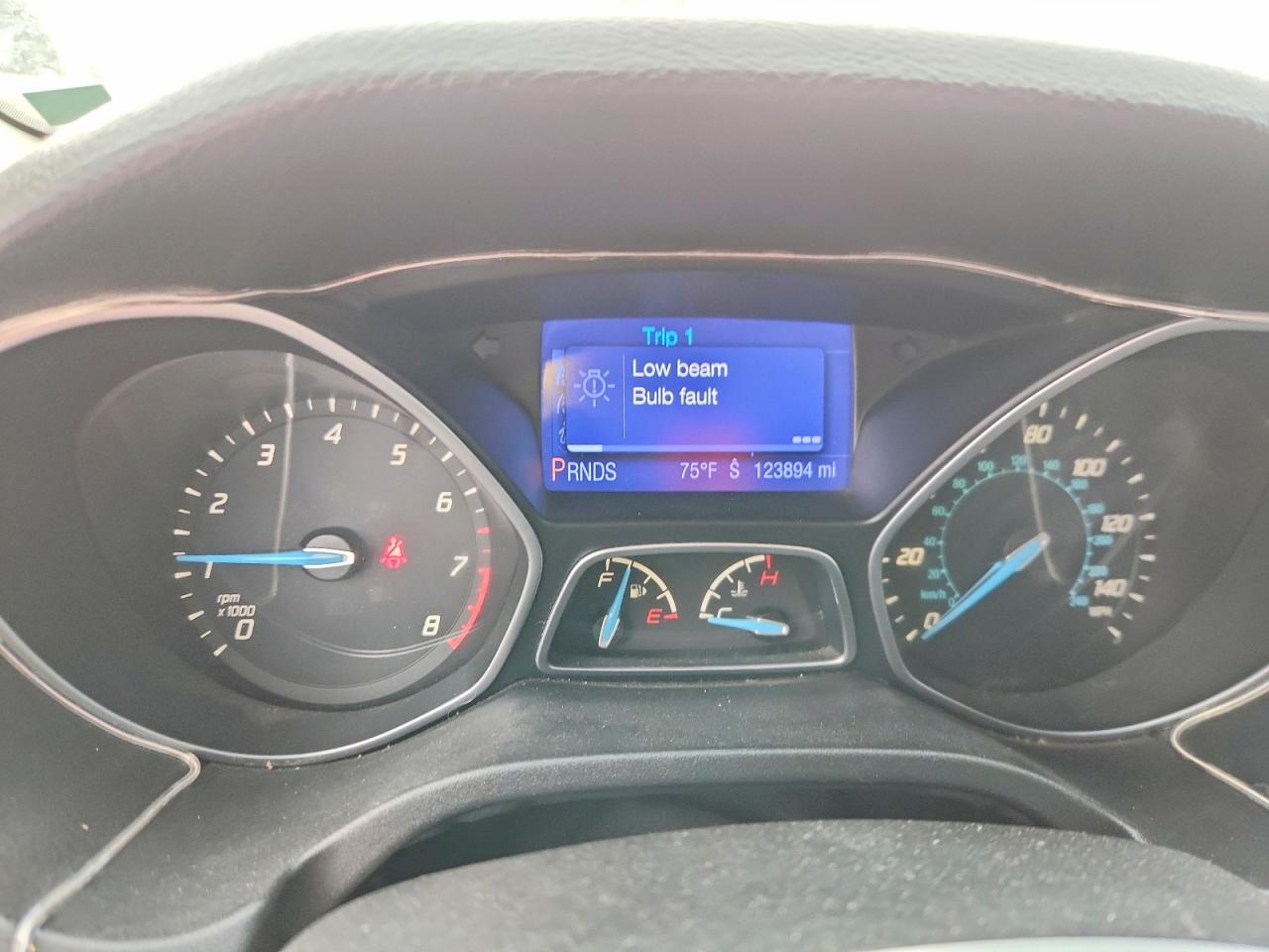 2013 Ford Focus VIN 1FADP3K29DL214041 photo 9