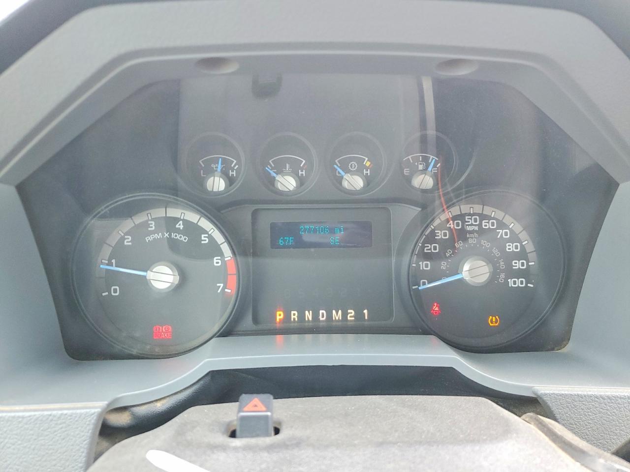 2014 Ford F350 VIN 1FD8X3E64EEA62228 photo 9