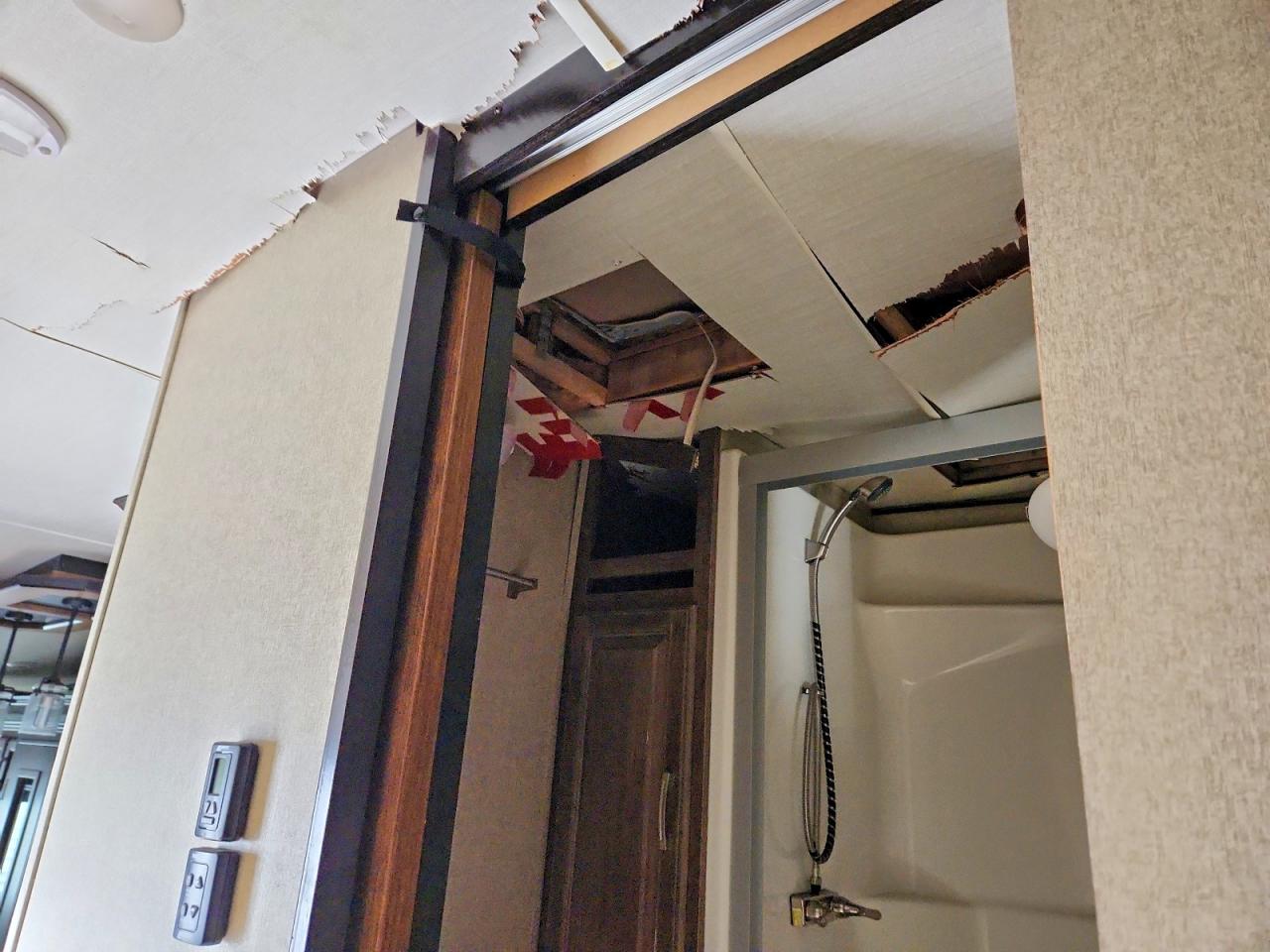 2019 GRAND Reflection VIN 573FR3628K3324317 photo 9