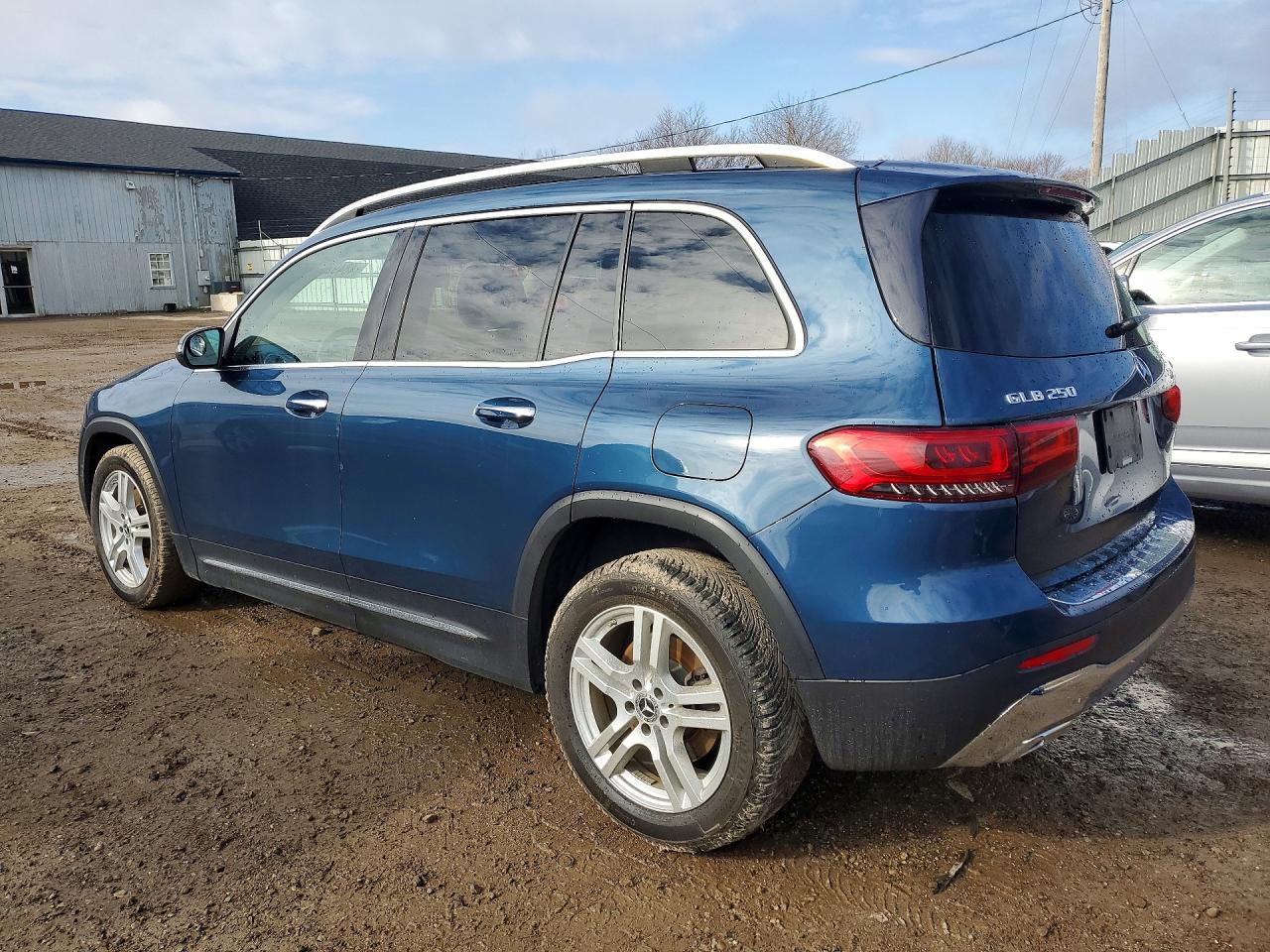 2020 MERCEDES-BENZ Glb-class VIN W1N4M4HB0LW039121 photo 2