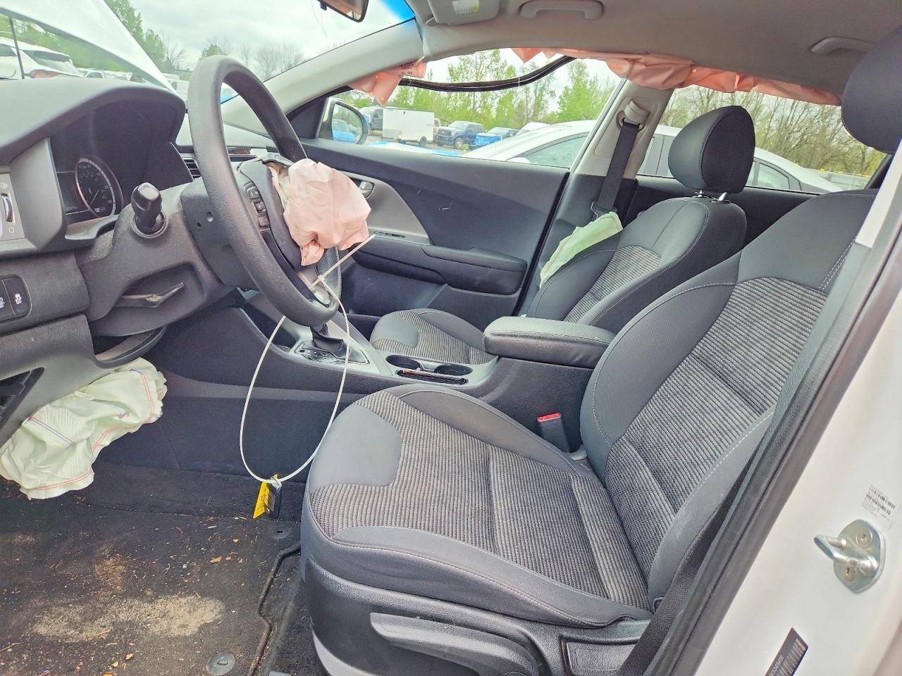 2019 Kia Niro VIN KNDCB3LC6K5349491 photo 7