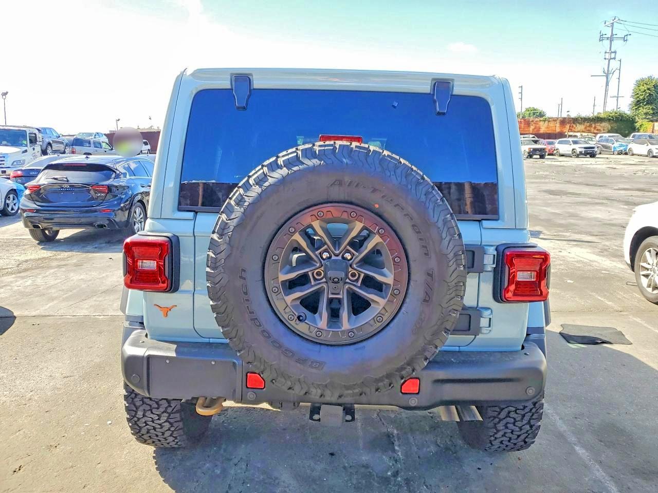 2024 Jeep Wrangler / VIN 1C4RJXSJ4RW320872 photo 6