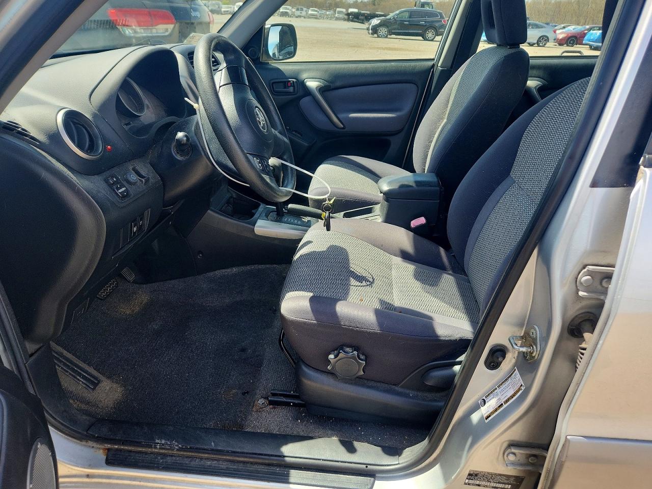 2005 Toyota Rav4 VIN JTEGD20V750058703 photo 7