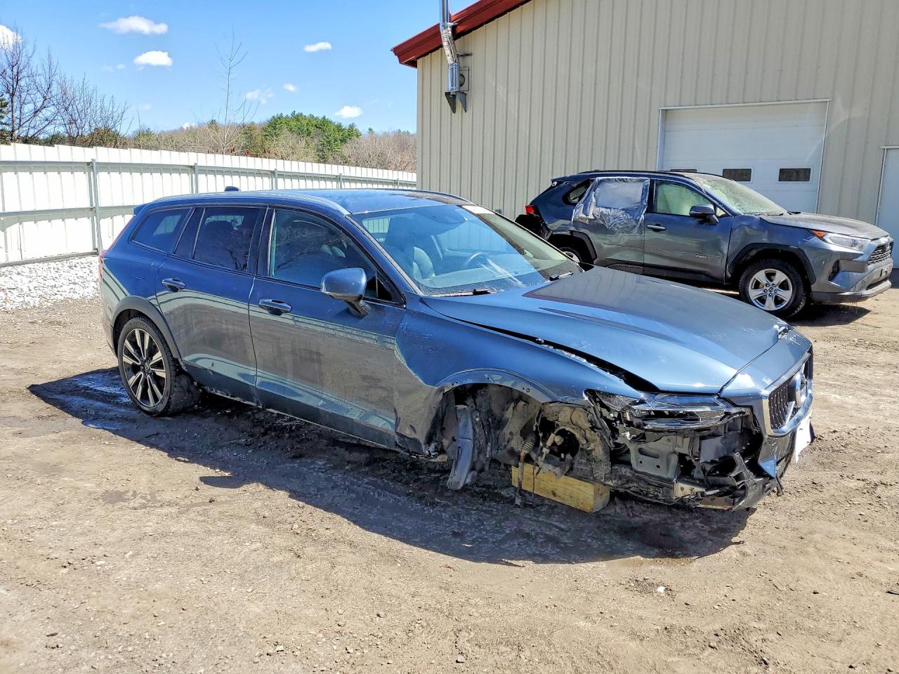 2021 VOLVO V60 VIN YV4102WKXM1071597 photo 4