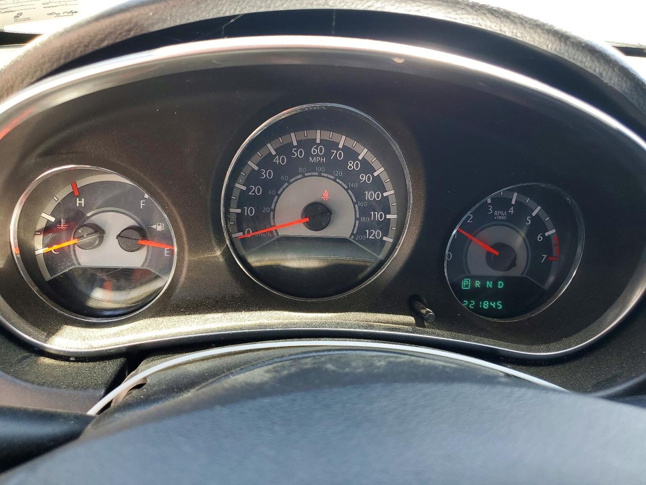 2012 Chrysler 200 VIN 1C3CCBABXCN292266 photo 9