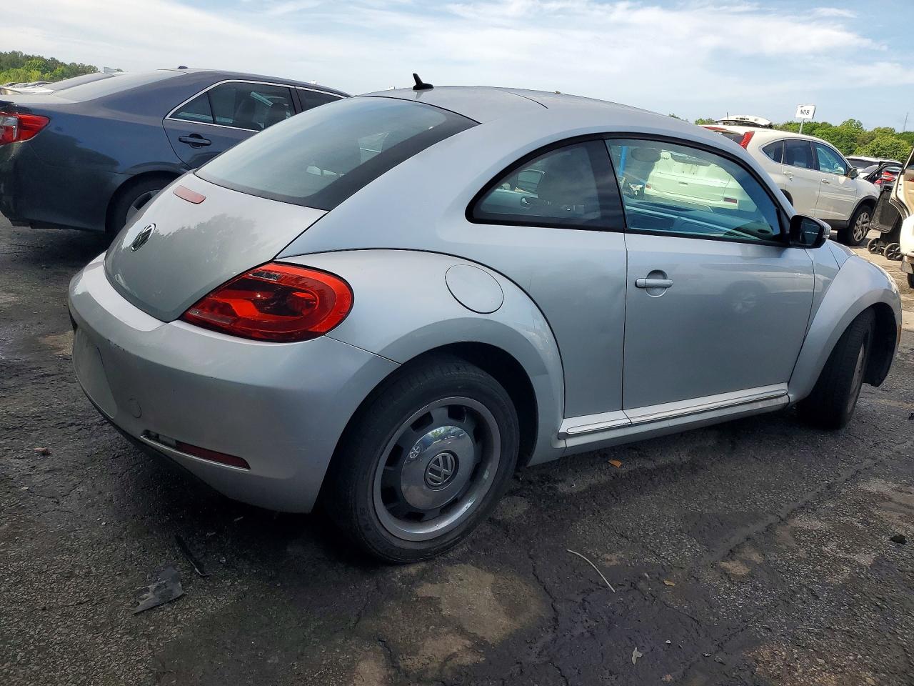2012 Volkswagen Beetle VIN 3VWJP7AT6CM601896 photo 3