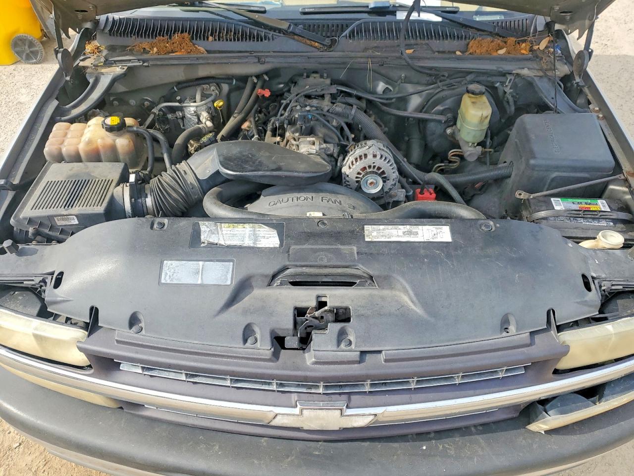 2000 CHEV Silverado VIN 2GCEC19T4Y1364504 photo 11