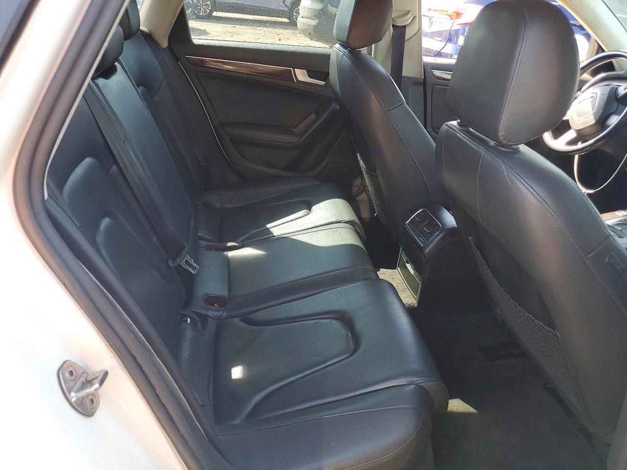 2011 Audi A4 VIN WAUFFAFL2BN044259 photo 10