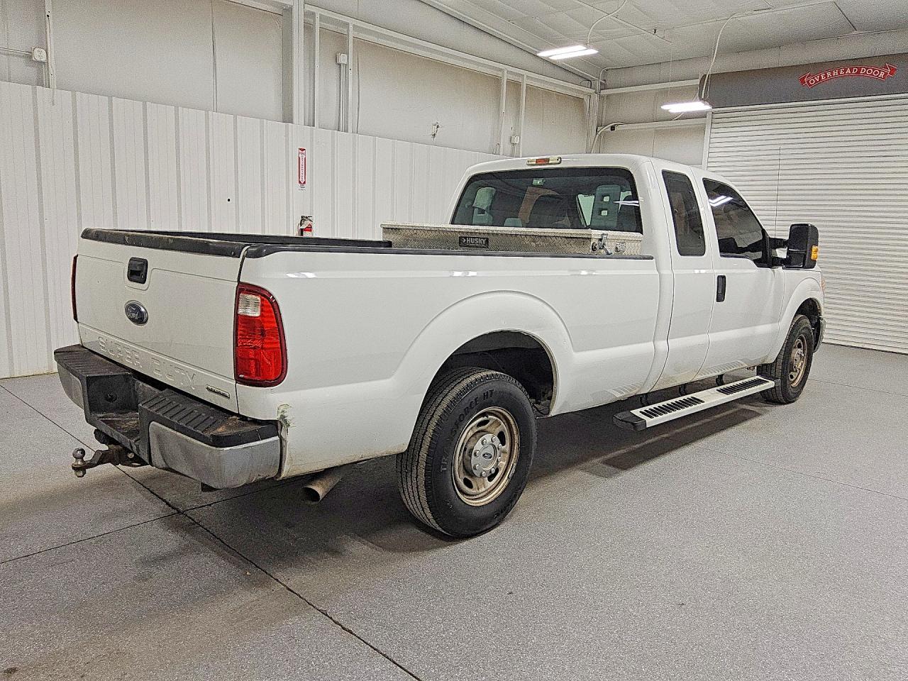 2013 Ford F250 VIN 1FT7X2A68DEB88722 photo 3
