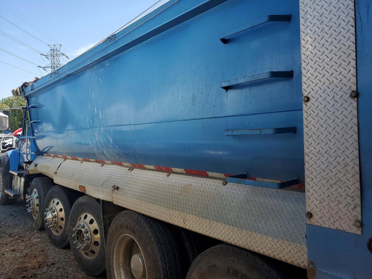 2013 MACK Gu713 VIN 1M2AX09CXDM017086 photo 3