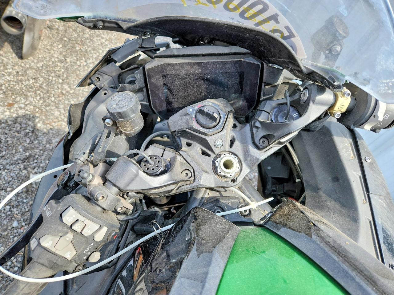 2023 Kawasaki Zx1002 r VIN JKBZXVR11PA002118 photo 7