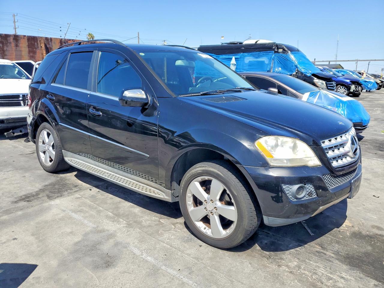 2010 Mercedes-Benz M-class VIN 4JGBB8GB8AA572854 photo 4