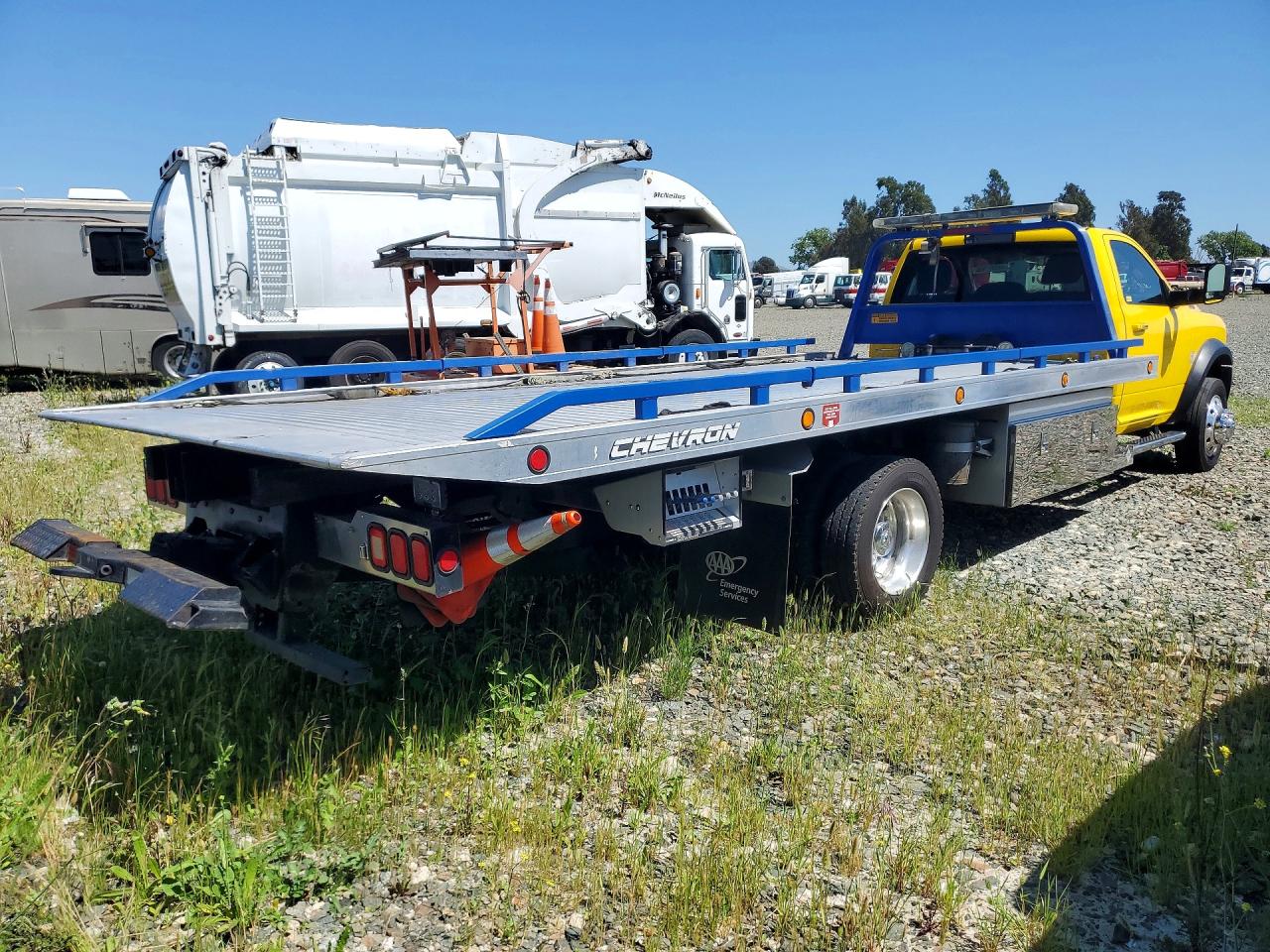 2019 Ram 5500 VIN 3C7WRMDL1KG648220 photo 3