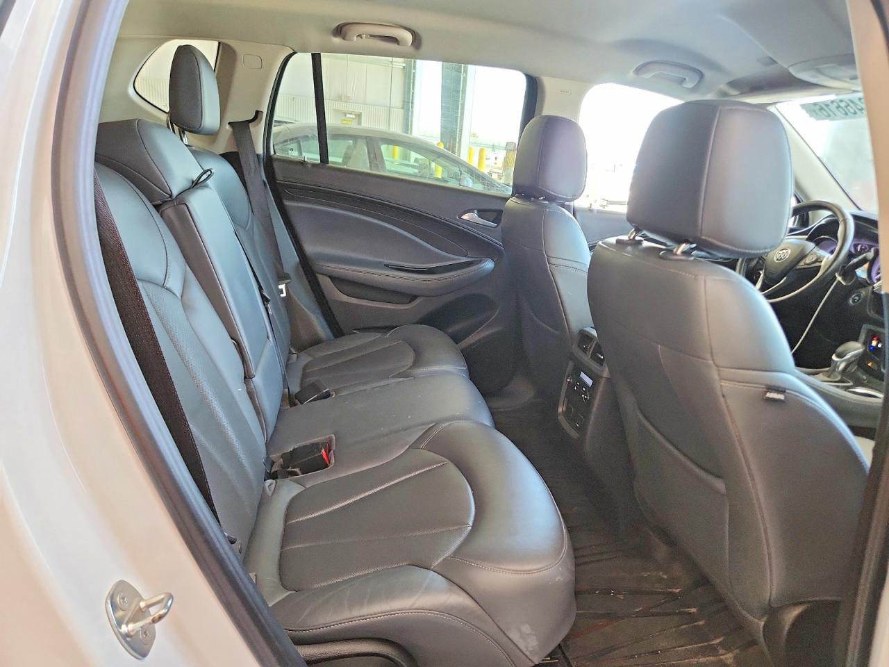 2019 Buick Envision VIN LRBFXCSA8KD004238 photo 11