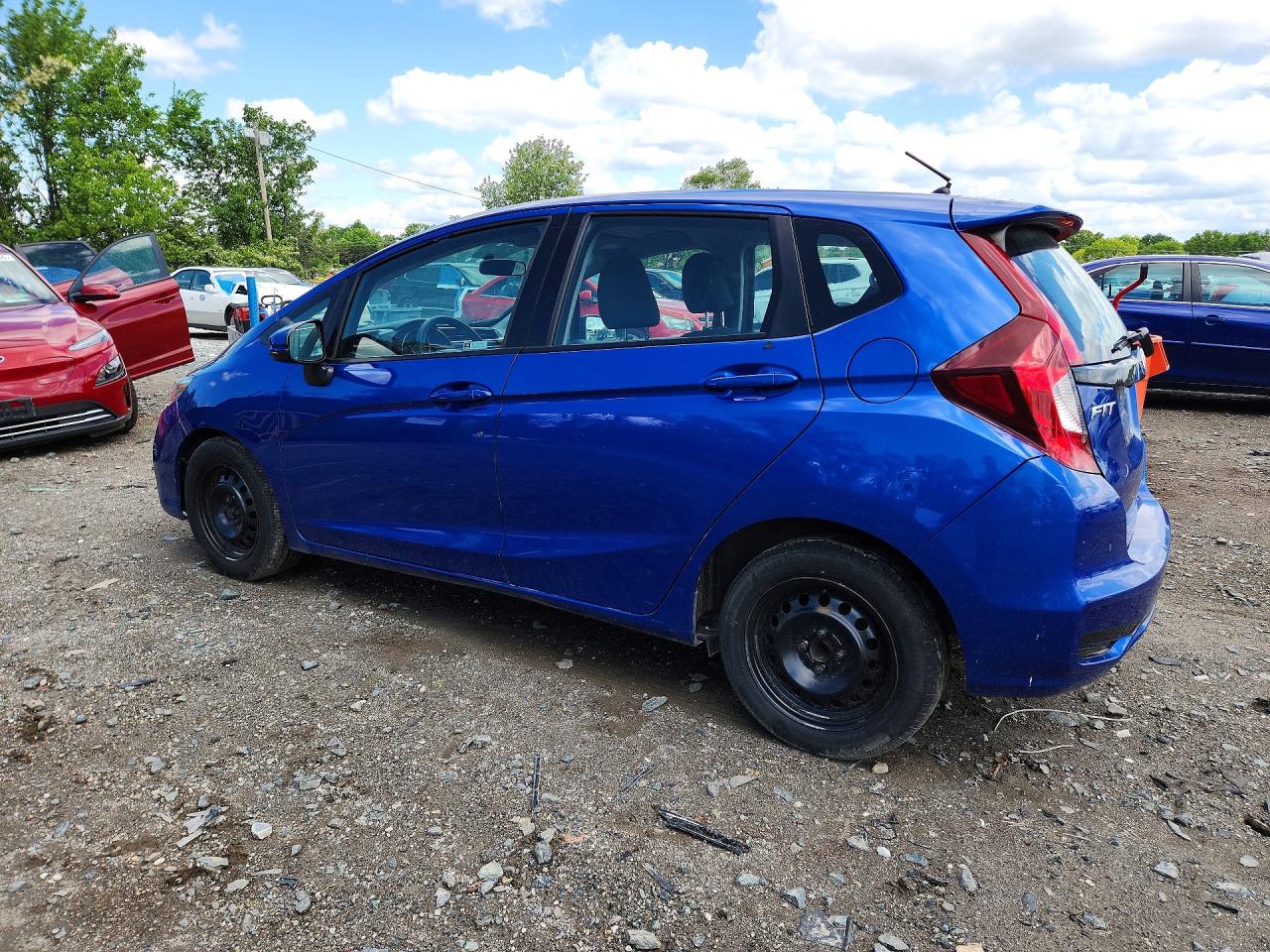 2019 Honda Fit VIN 3HGGK5H44KM701641 photo 2