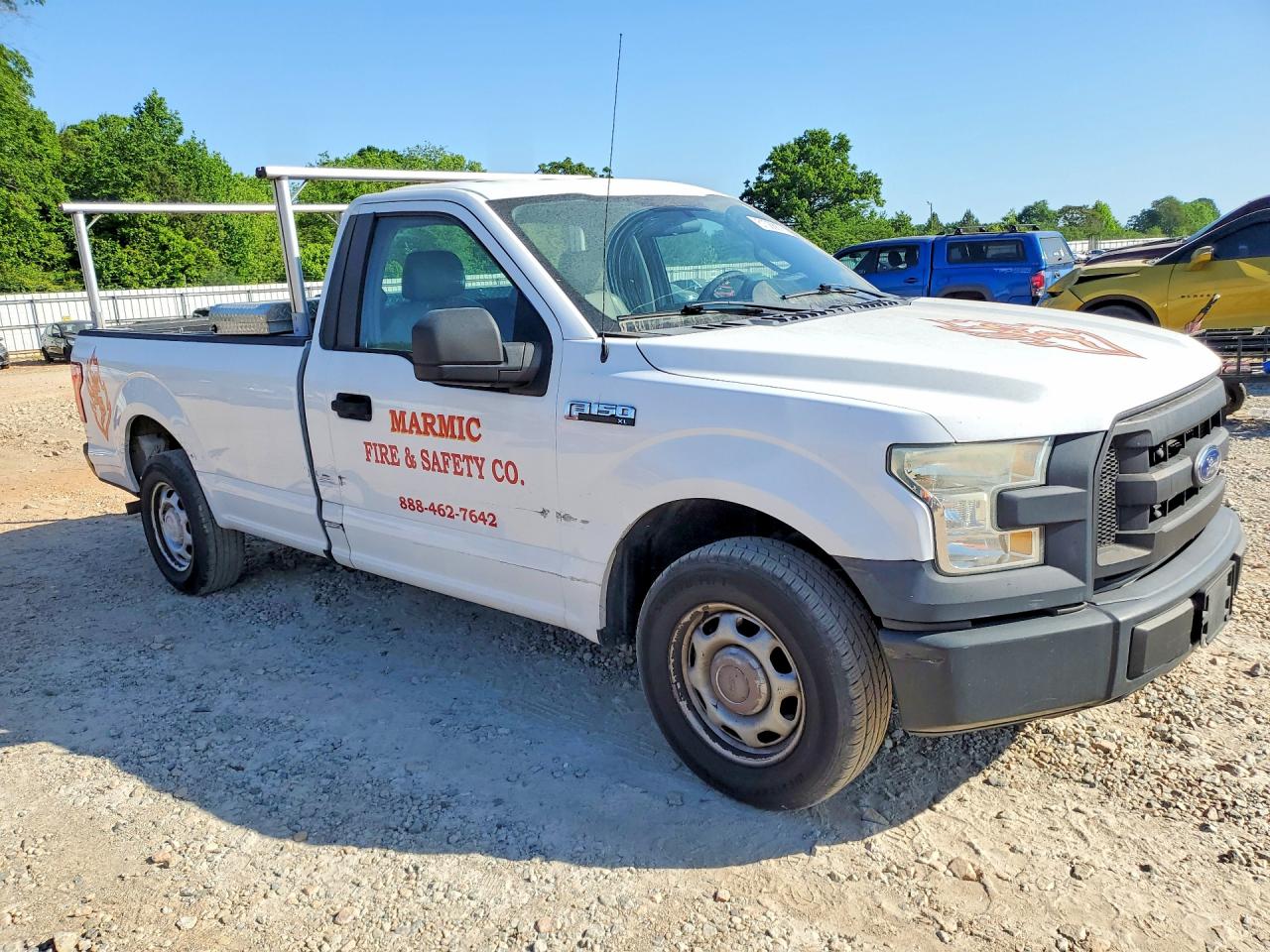 2015 Ford F150 VIN 1FTMF1C88FKD50058 photo 4