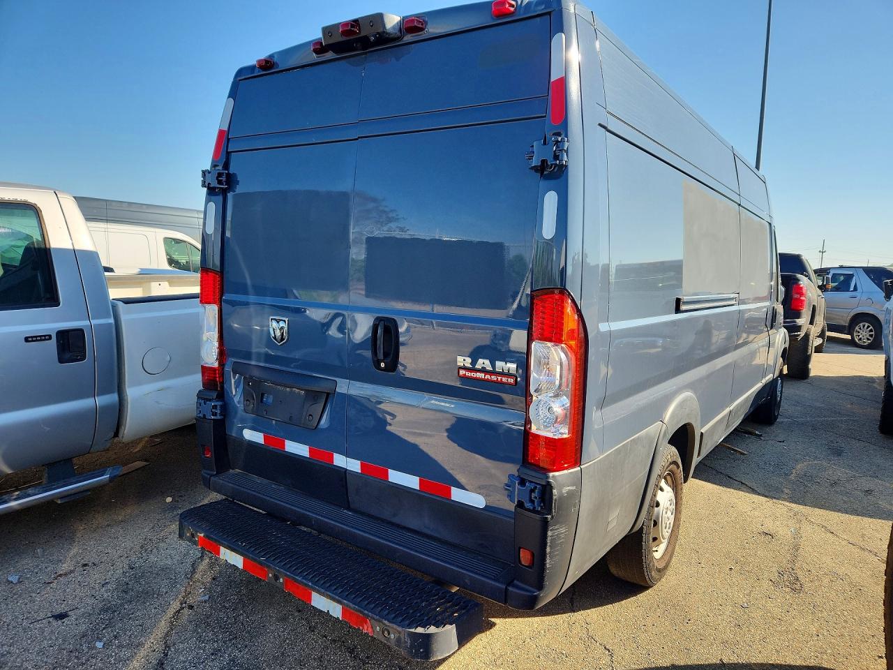 2021 Ram Promaster VIN 3C6FRVJG9ME500882 photo 3