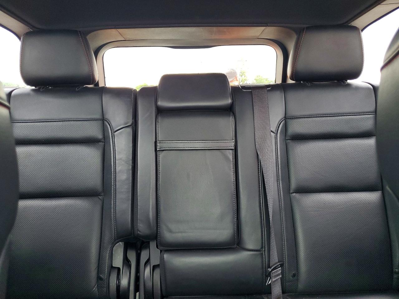 2019 Jeep Cherokee VIN 1C4RJFLG5KC804229 photo 10