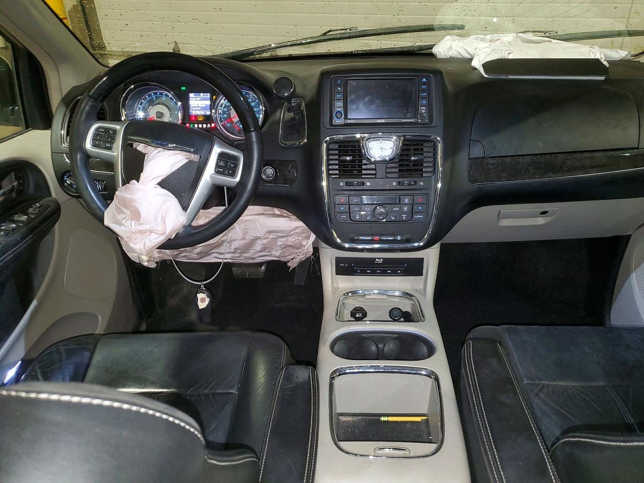 2016 Chrysler Minivan VIN 2C4RC1GG0GR158202 photo 8
