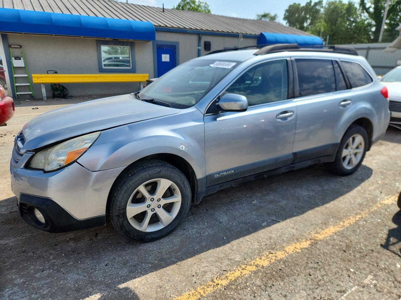 2014 Subaru Outback VIN 4S4BRCCC1E3234011 photo 1