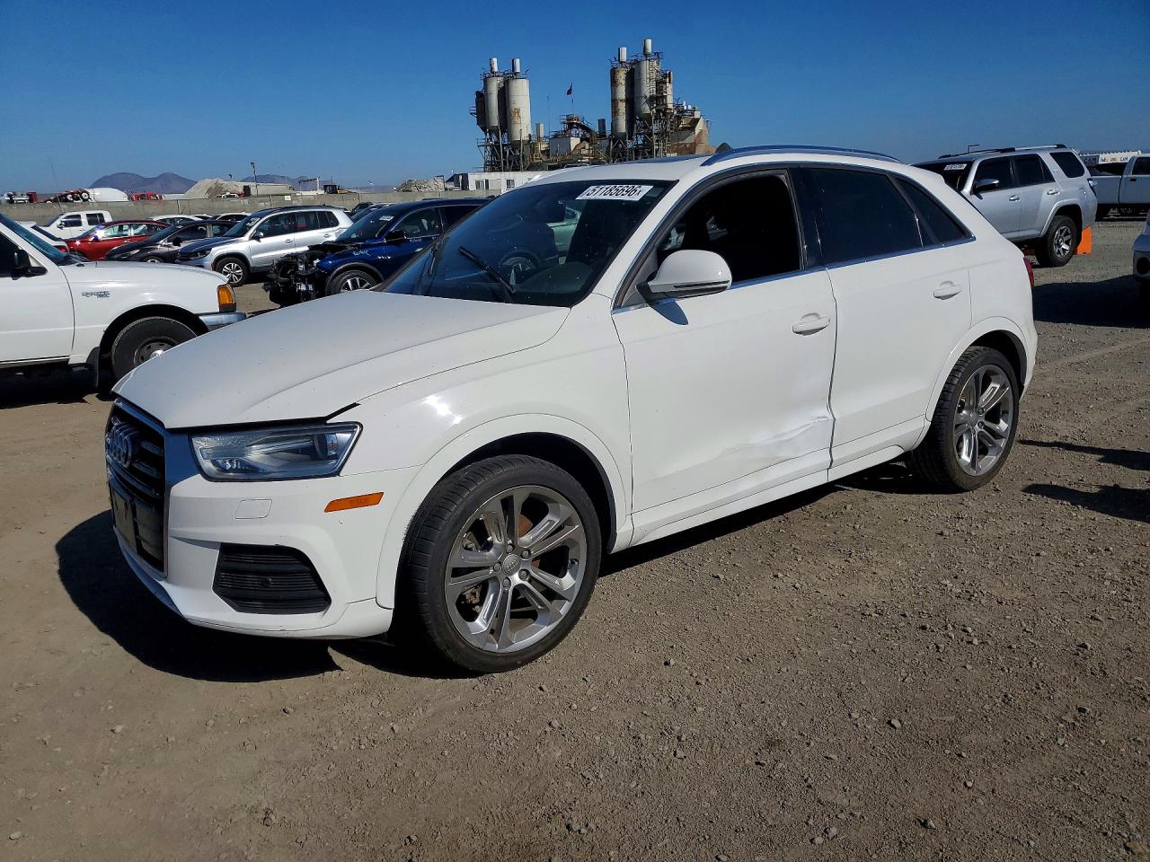 2016 Audi Q3 VIN WA1BFCFSXGR011394 photo 1