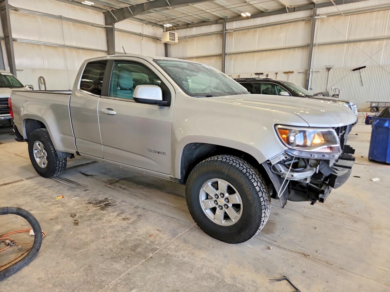 2020 Colorado VIN 1GCHSBEN9L1126014 photo 4