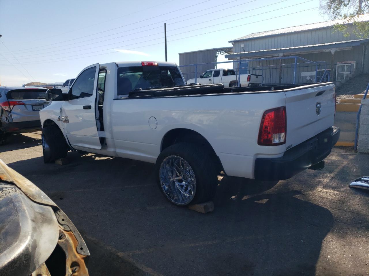 2018 RAM 2500 VIN 3C6MR4AL3JG346765 photo 2