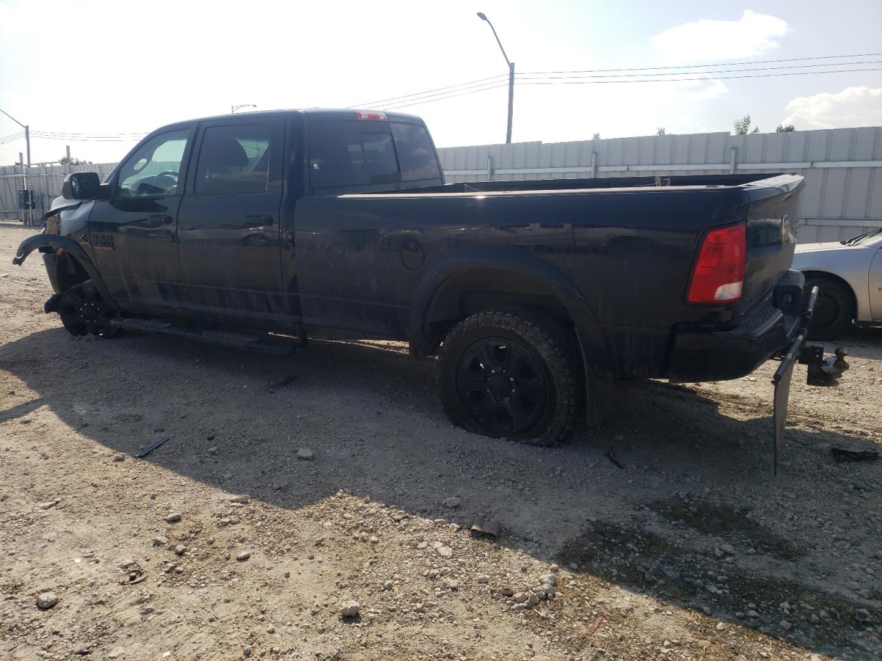 2017 RAM 2500 VIN 3C6UR5JL0HG531680 photo 2