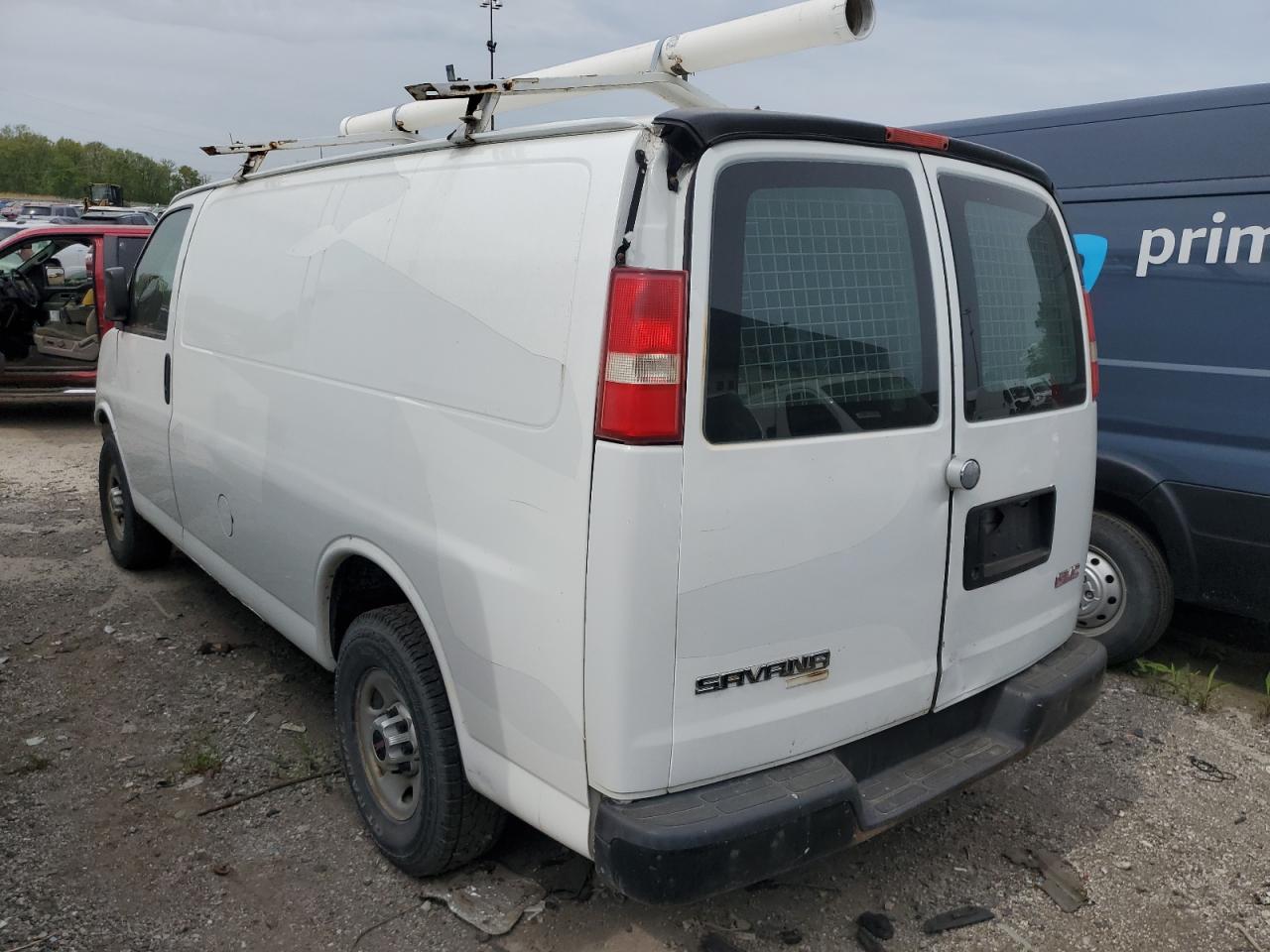 2014 GMC Savana VIN 1GTW7FCAXE1103179 photo 2