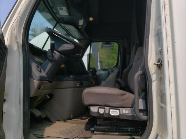 2017 FREIGHTLINER All other VIN 1FUJGLDR1HLJF2801 photo 5