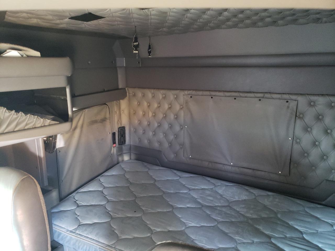 2020 KENWORTH All other VIN 1XKWD40X7LR411628 photo 6