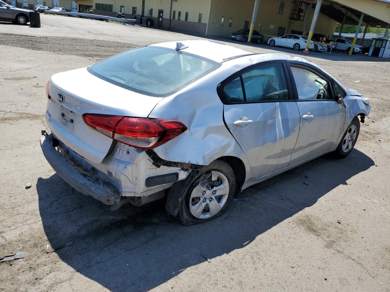 2018 KIA Forte VIN 3KPFK4A7XJE234324 photo 3